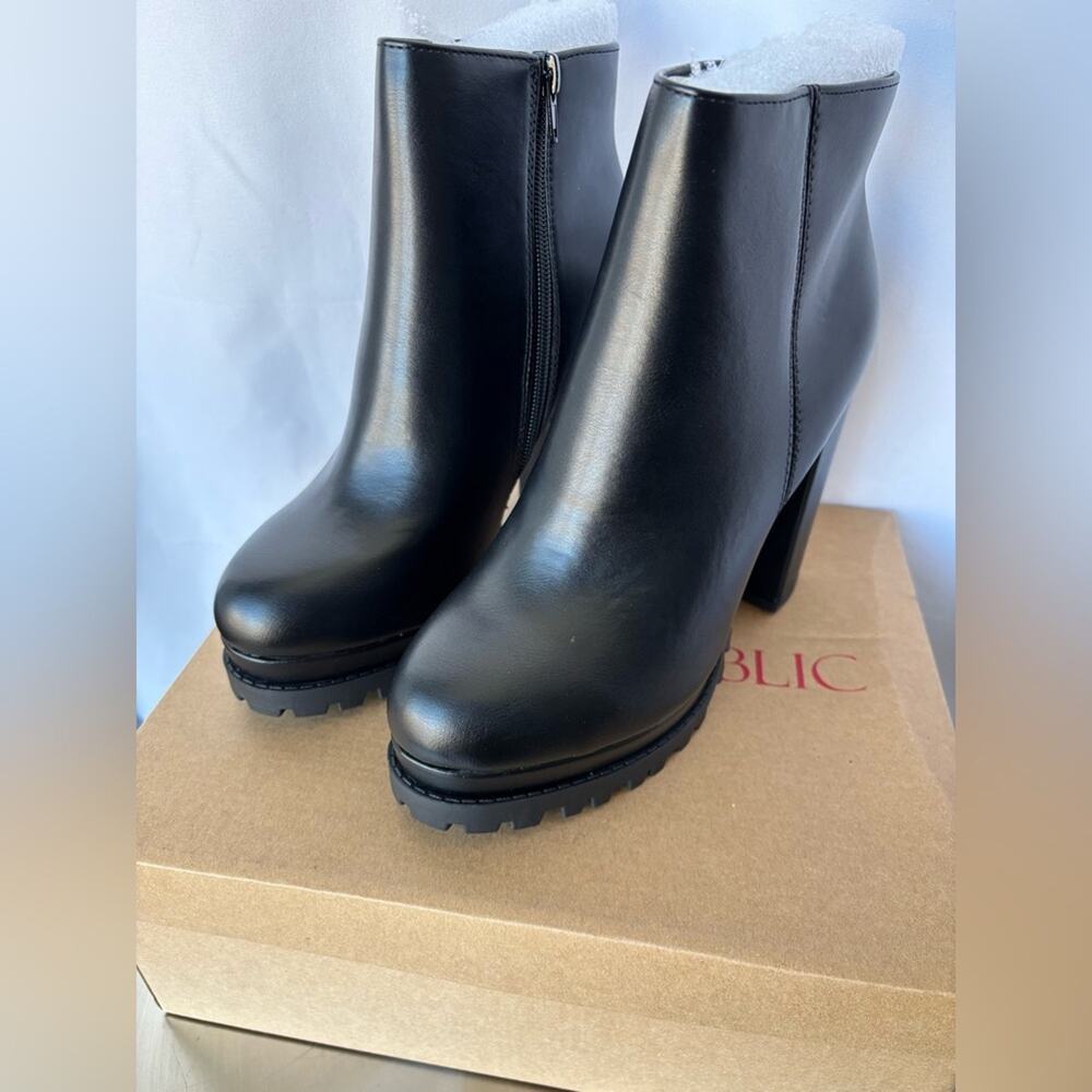 NEW Marco Women's Black Platform Chunky Block Heel Lug Sole Ankle Boot Size 7.5 - Picture 5 of 6